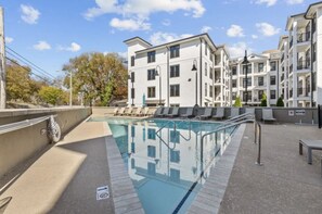 Pool - Rustic Cozy Midtown 1 bd (Nashville)