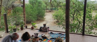 Welcoming cabin with WiFi in vibrant Máncora