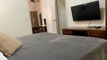 1 Schlafzimmer, Bügeleisen/Bügelbrett, kostenloses WLAN