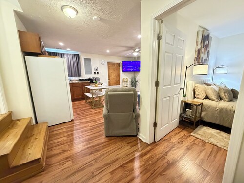 Charming Apartment in CrossLanes
