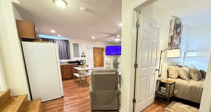 Charming Apartment in CrossLanes