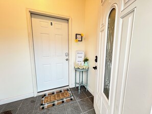 Interior - Charming Apartment in CrossLanes (Charleston)