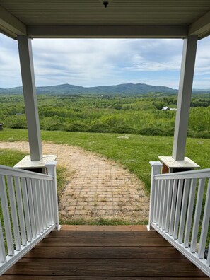 Property grounds - House of Clouds - Space for the Entire Family! (Lincolnville)
