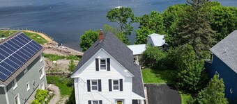 Eleanor's Cove - Apartment on Bayview St