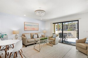 Een smart-tv en videogames