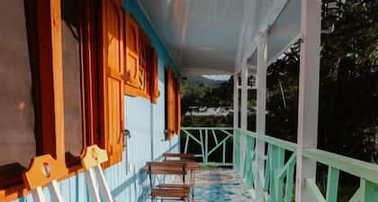 Chris Rest House Providencia