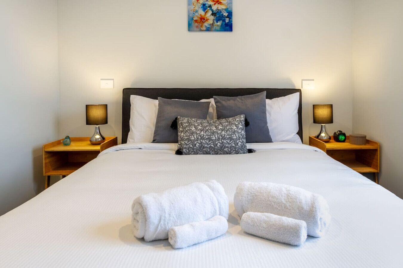 2 habitaciones, tabla de planchar con plancha y wifi gratis 