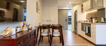 Bright and Spacious 2BR near Ara Institute and CBD