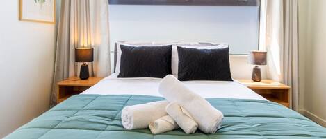 4 bedrooms, iron/ironing board, free WiFi, bed sheets