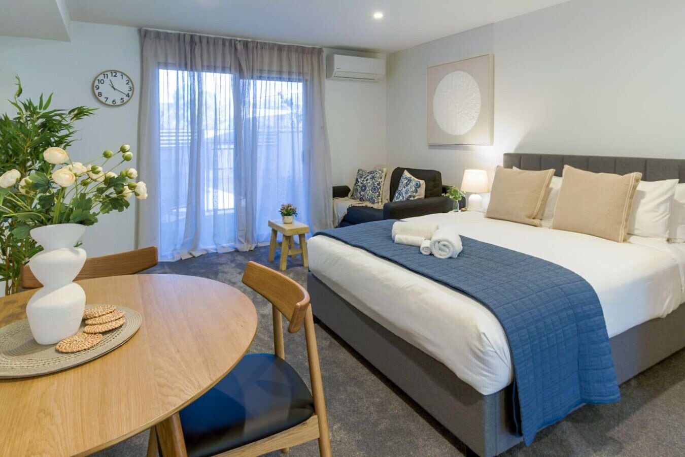 1 chambre, fer et planche à repasser, Wi-Fi gratuit, draps fournis