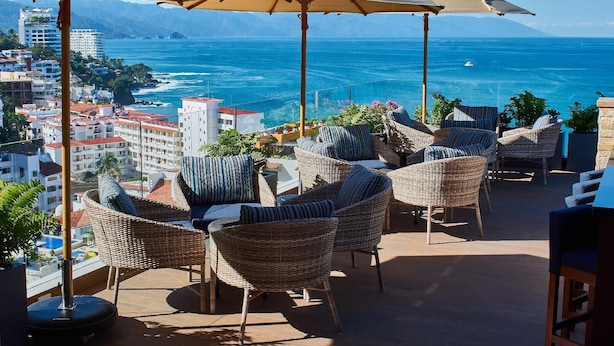 Unclassified image, 1 of 10, button - Suite with ocean front views in the Romantc Zone - C404 (Puerto Vallarta)