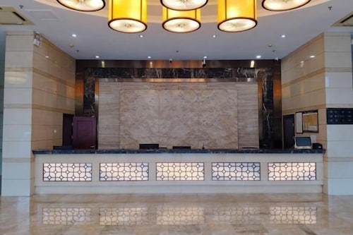 Guangyuezhen Hotel (Baise High-Speed Railway Station)