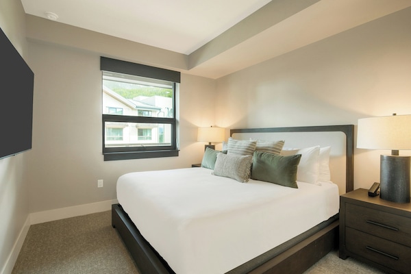 Iron/ironing board, cribs (free), WiFi (free), bed sheets
