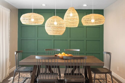 LARGE Family Home Ideal for Groups- Boho