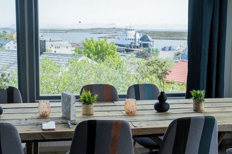 Living area. Træna Overnatting