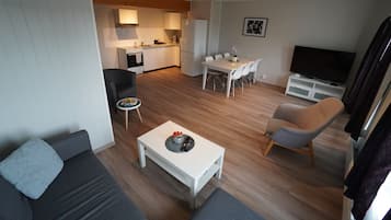Classic Condo | Pillowtop beds, individually furnished, free WiFi, bed sheets