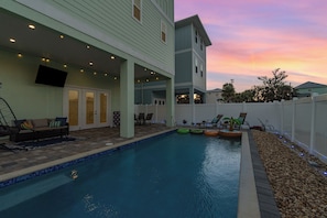 Outdoor pool, a heated pool