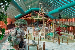 Piscine couverte, piscine extérieure
