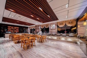 Restaurant - Harmonious Qianjin Hotel (Kaili)