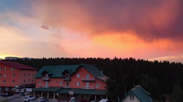 Exterior - Durmitor VIP Apartment in Žabljak with mountain view (Žabljak)