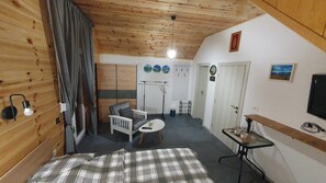 1 室のベッドルーム、WiFi (無料)、ベッドシーツ