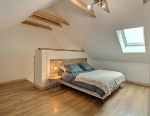 2 bedrooms, free WiFi, bed sheets