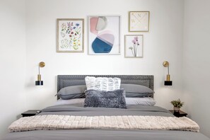 4 chambres, fer et planche à repasser, Wi-Fi, literie fournie