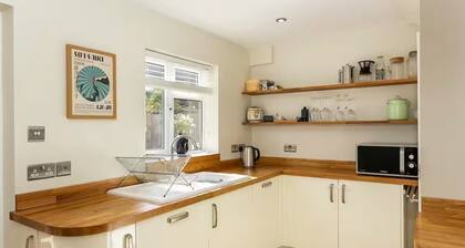 Charming 4 Bedroom Home Near Oxford