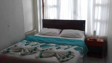 Phòng Tiêu chuẩn, quang cảnh thành phố | Bàn, khu vực làm việc phù hợp cho laptop