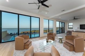Deluxe House, 5 Bedrooms, Private Pool, Bay View | Living area - Spacious Bay (Port Isabel)