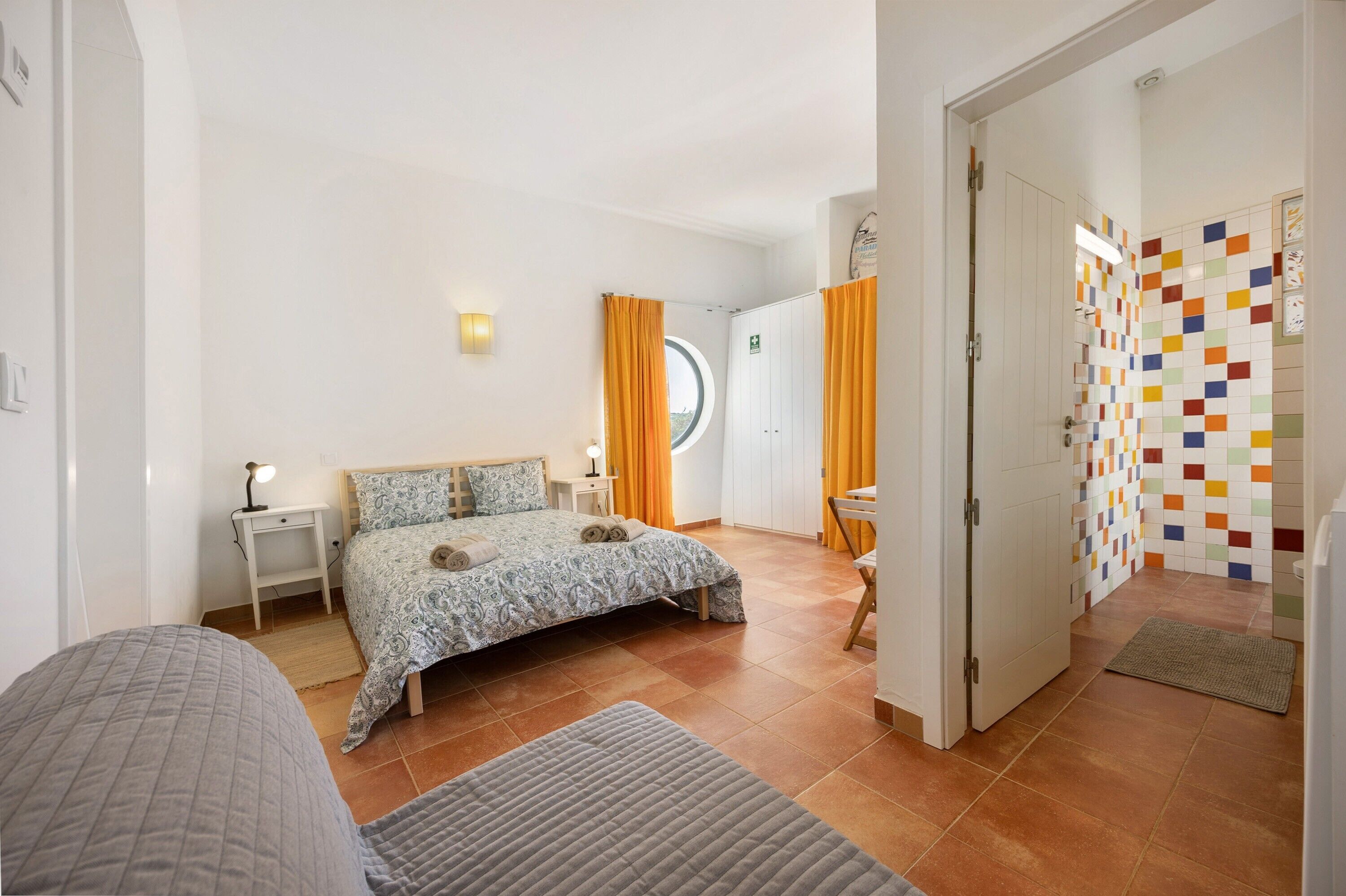 1 chambre, Wi-Fi gratuit, draps fournis