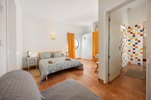 1 bedroom, free WiFi, bed sheets