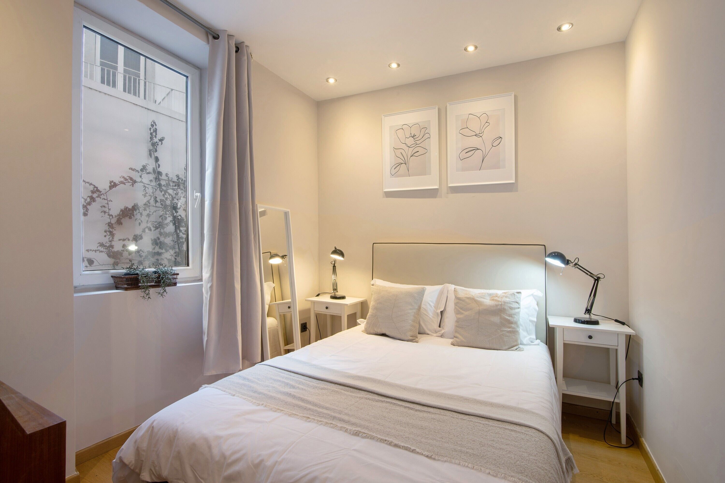 2 camere, ferro/asse da stiro, Wi-Fi gratuito, lenzuola