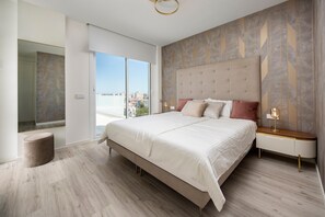 4 chambres, fer et planche à repasser, Wi-Fi gratuit, draps fournis