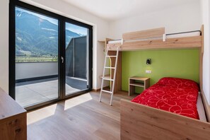 2 bedrooms, free WiFi, bed sheets - Apartment 'Lea' with Mountain View, Wi-Fi and Air Conditioning (Ciardes)