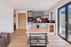 Dining - Apartment 'Pia' with Mountain View, Wi-Fi and Air Conditioning (Ciardes)