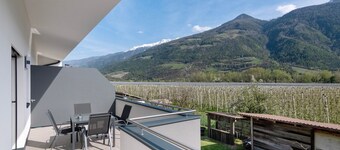 Apartment 'Pia' with Mountain View, Wi-Fi and Air Conditioning