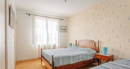 Chambre d'hÎtes 'Grillon' avec terrasse partagée, jardin partagé et Wi-Fi