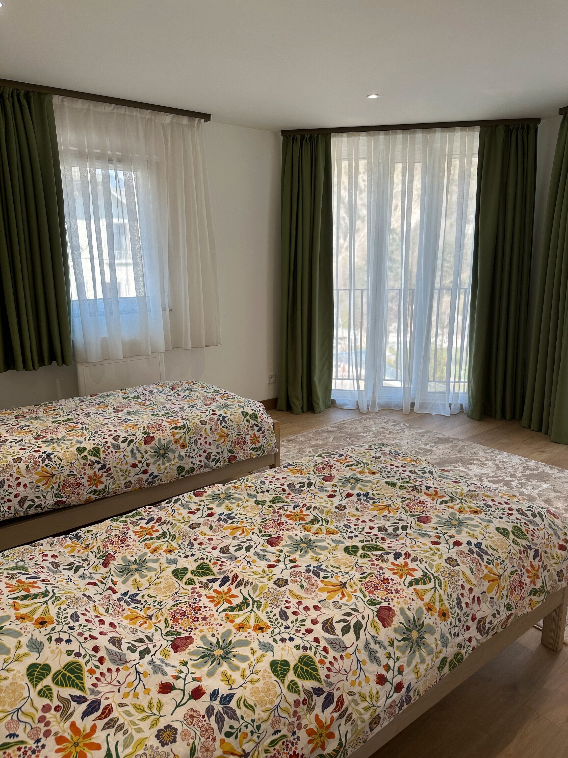 2 chambres, fer et planche à repasser, Wi-Fi gratuit, draps fournis