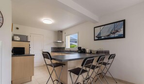 Fridge, oven, dishwasher, toaster - Large family house in Fréhel | 8 guests | Ref 300 (FREHEL)