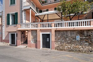 Exterior - Apartment 'Nonna Vivaldi Relax' with Sea View, Private Terrace and Wi-Fi (Sanremo)