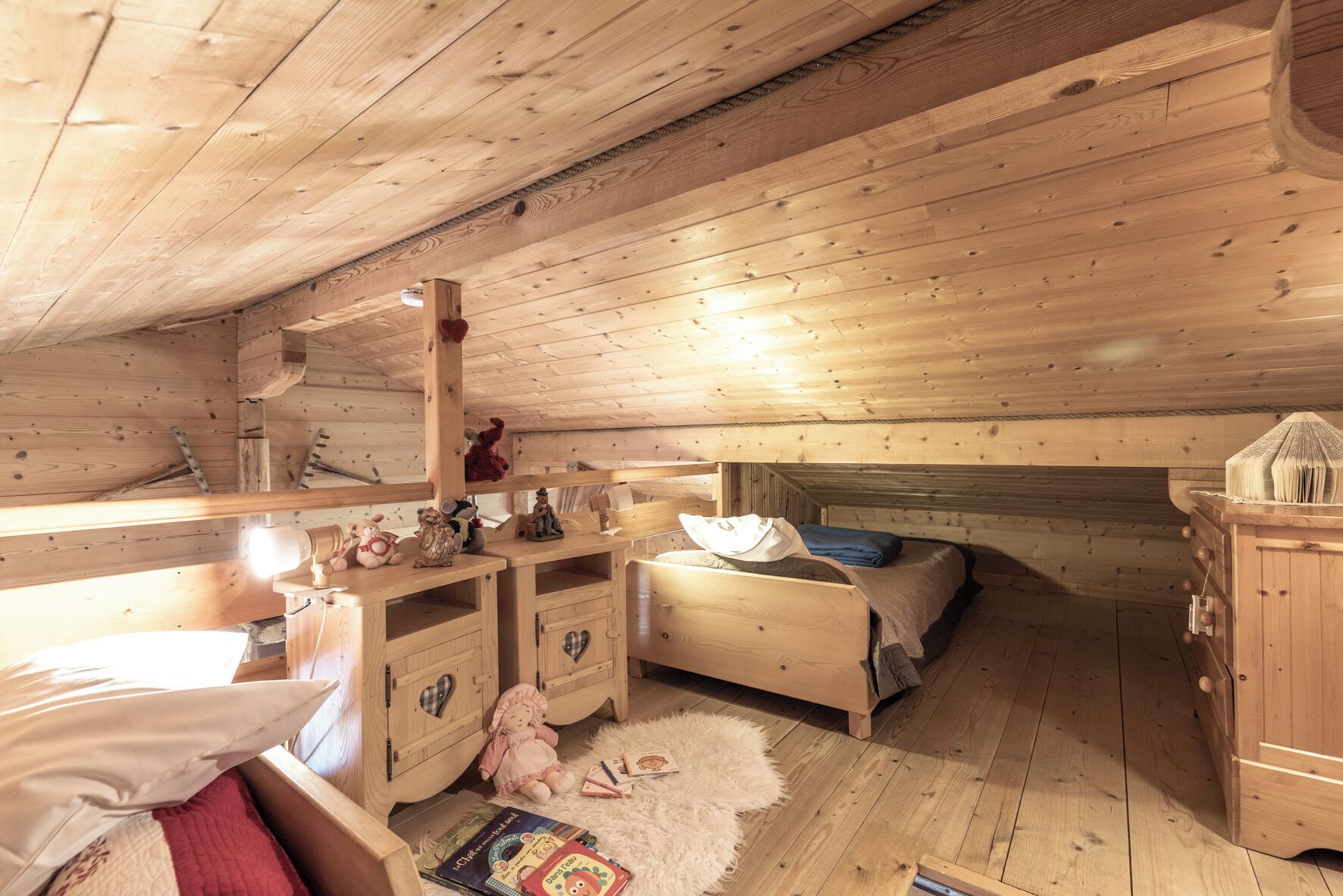 3 chambres, fer et planche à repasser