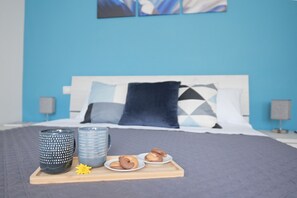 2 slaapkamers, een strijkplank/strijkijzer, gratis wifi, beddengoed