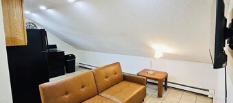 Nice apartment near Whole Foods, Brown University, Miriam Hospital, Downtown