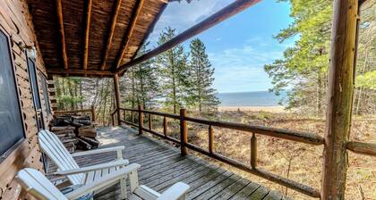 Snug UP: Walk Straight From Porch to Shore This Summer