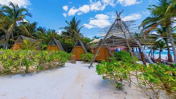 Bungalow, 1 giường đôi, quang cảnh biển | Truy cập Internet không dây miễn phí, bộ trải giường