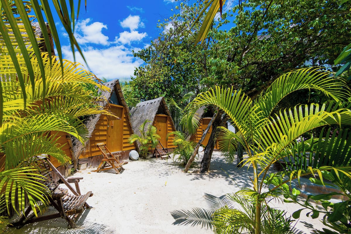 Bungalow, Patio, Garden View | 1 bedroom, free WiFi, bed sheets