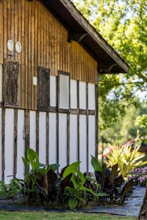 Exterior detail - Elite - LACQUY - Gîte (LACQUY)