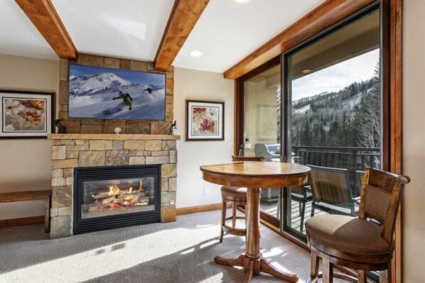 Exterior - Centrally Located 3 BR in Lionshead Village w/ Pool, Walk to Lift! (Vail)