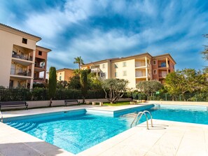 Pool - Le Clos Sainte Anne by Interhome (Saint-Tropez)